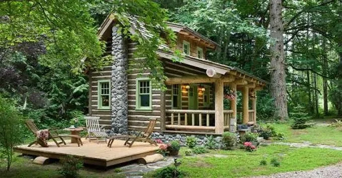 Cozy Romantic Log Cabin Surrounded by Forest
