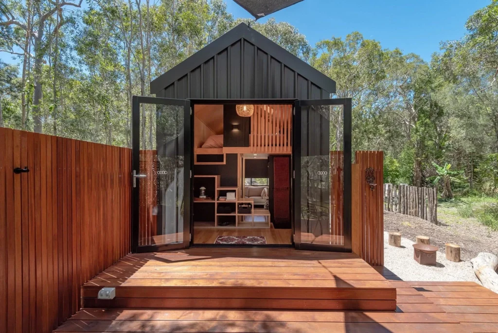 Artista Tiny House: Smart Australian Design With a Central Loft Bedroom