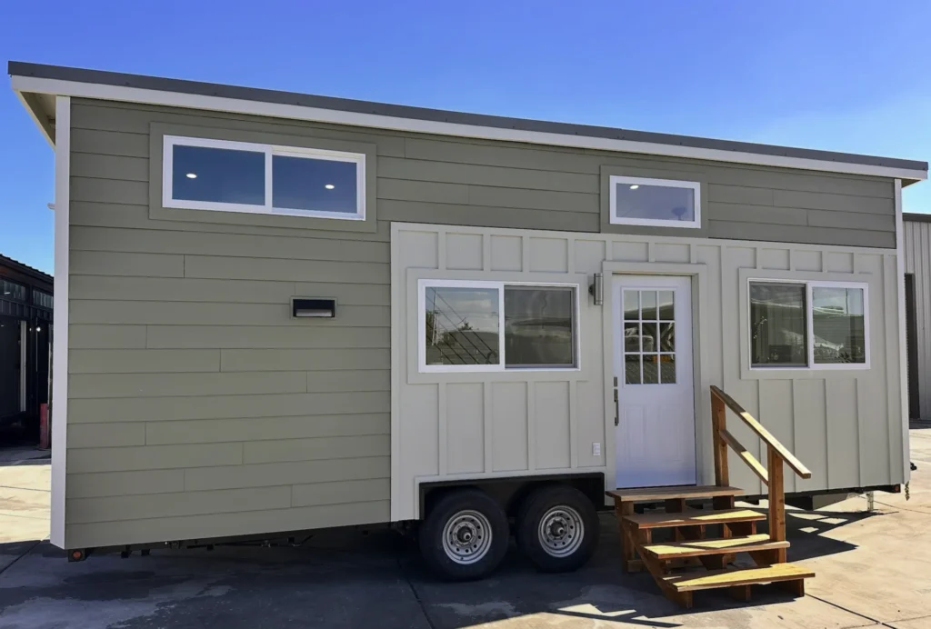 Magnolia Tiny House: Spacious 26-Foot Home With Full Kitchen